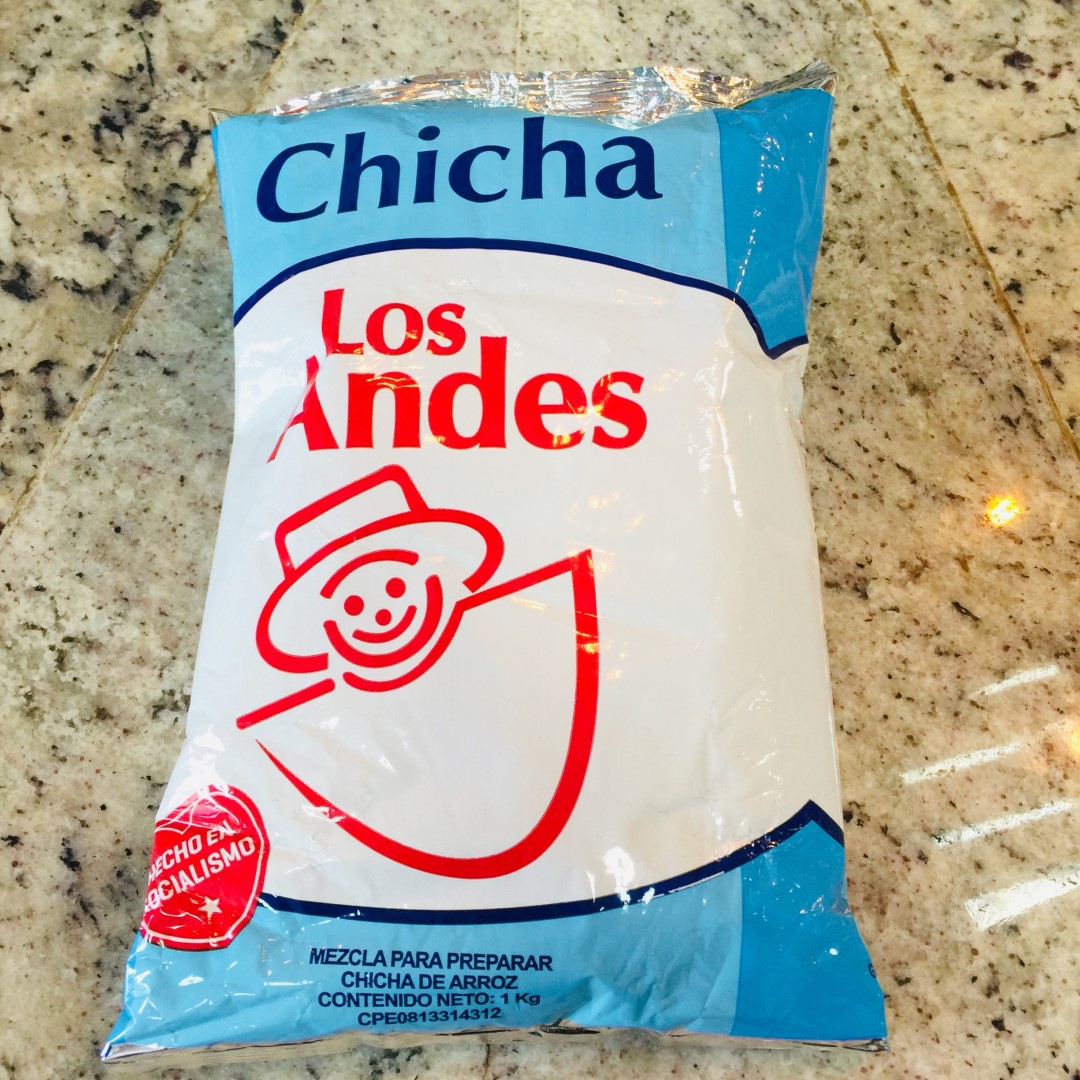 CHICA LOS ANDES 2